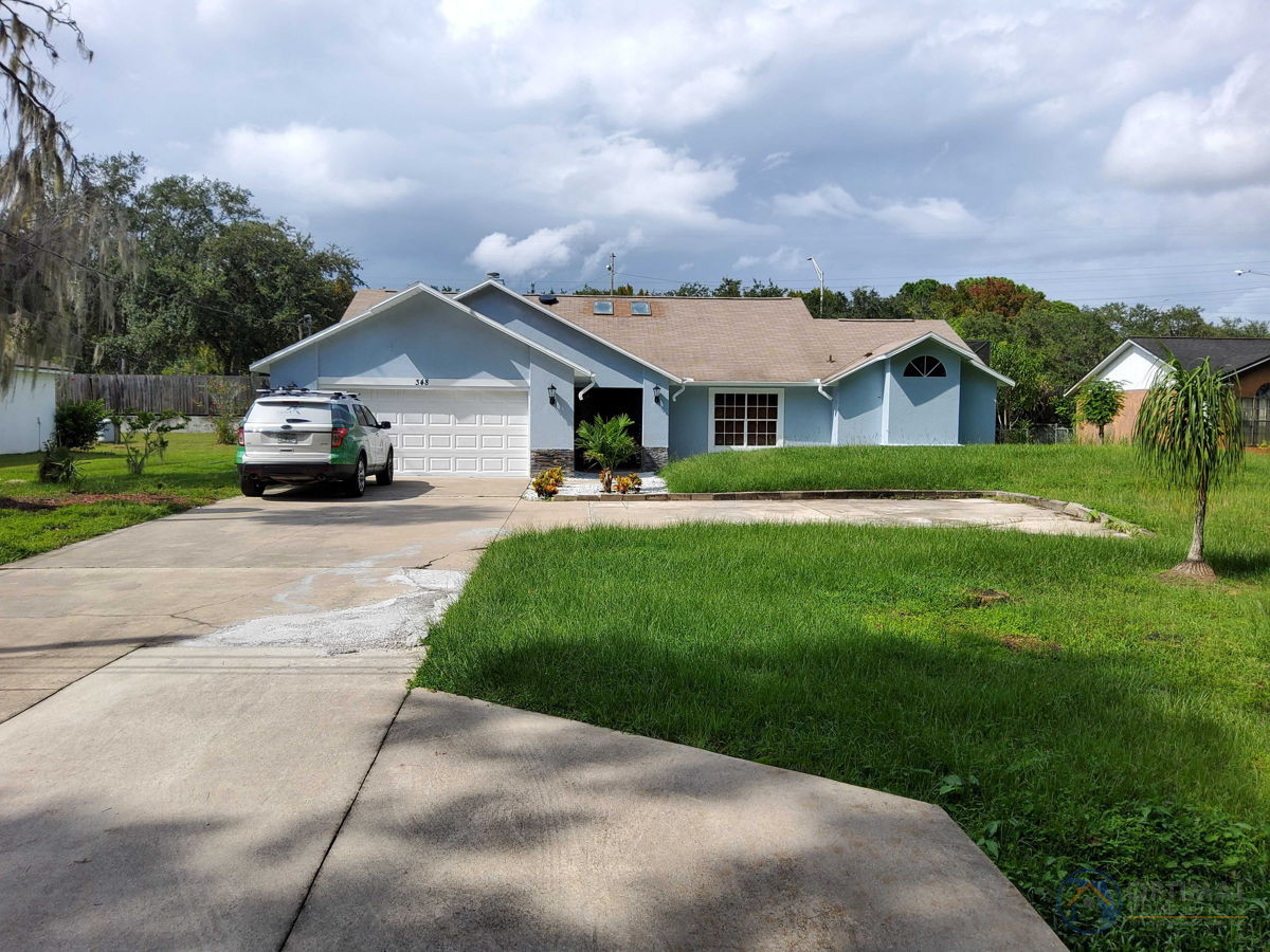 HOT DEAL IN DEBARY!!