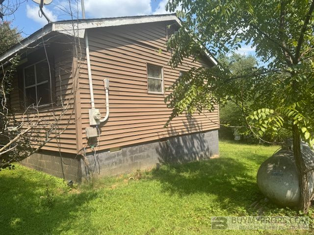 Westpoint 3/2 on  nearly an acre lot!