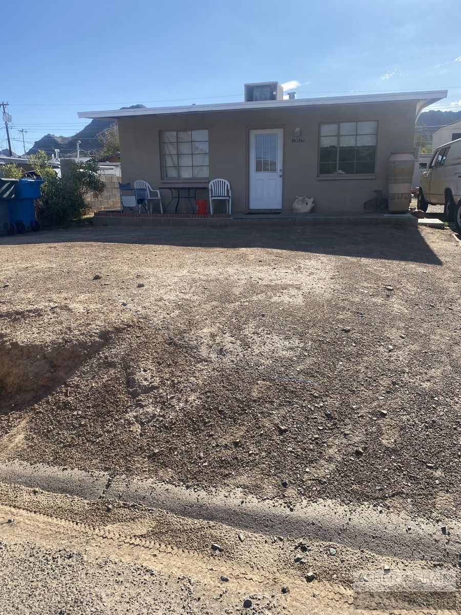 🏈🏈🏈 Casita or duplex add on potential 🏈🏈🏈