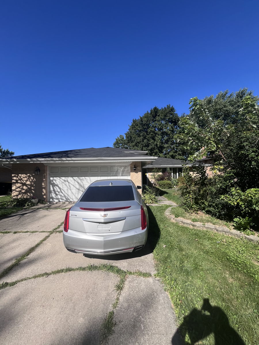🔥Brick Split level Flip In Lansing🏡