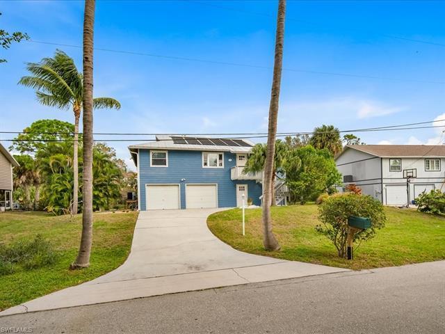 3/2 SFR, 1,600 SQFT🌳 Great Opportunity in Bonita Springs, FL 34134🏡