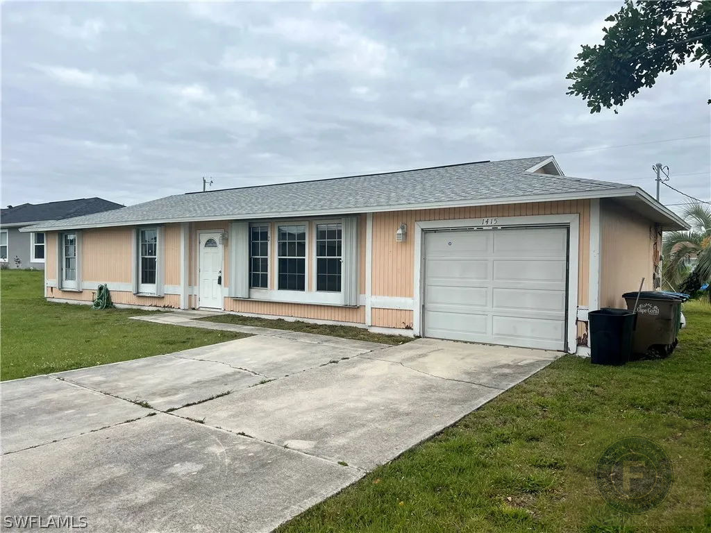 GREAT FIX AND FLIP OR BUY AND HOLD IN CAPE CORAL FL 33909