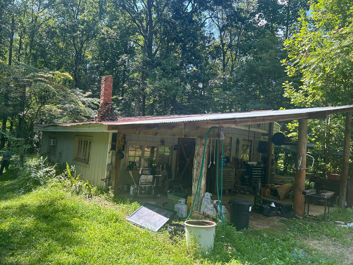🏘️ Mobile Home on Large Lot—Fix & Flip!!! 🏘️