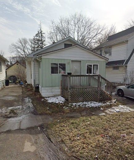Recently Updated 2-Bed Single Family Home In Flint 😍😍😍