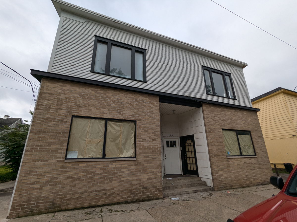 4 Unit in SW Grand Rapids!
