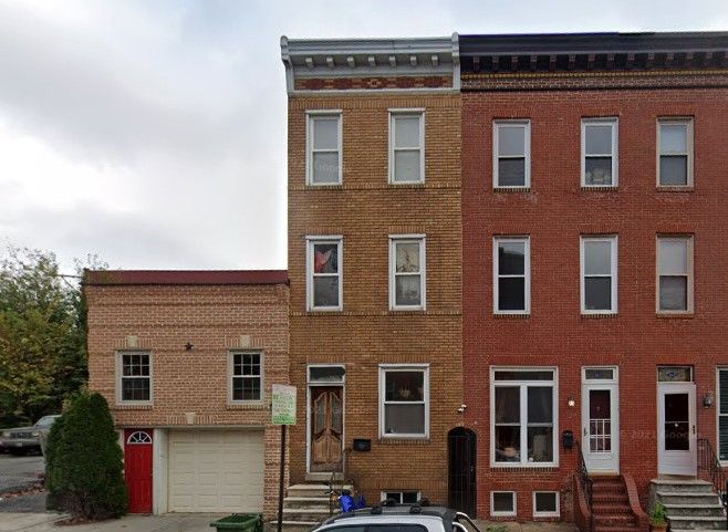 🏡Fells Point Three Story Rowhome Available $205K ARV - 450K🍺