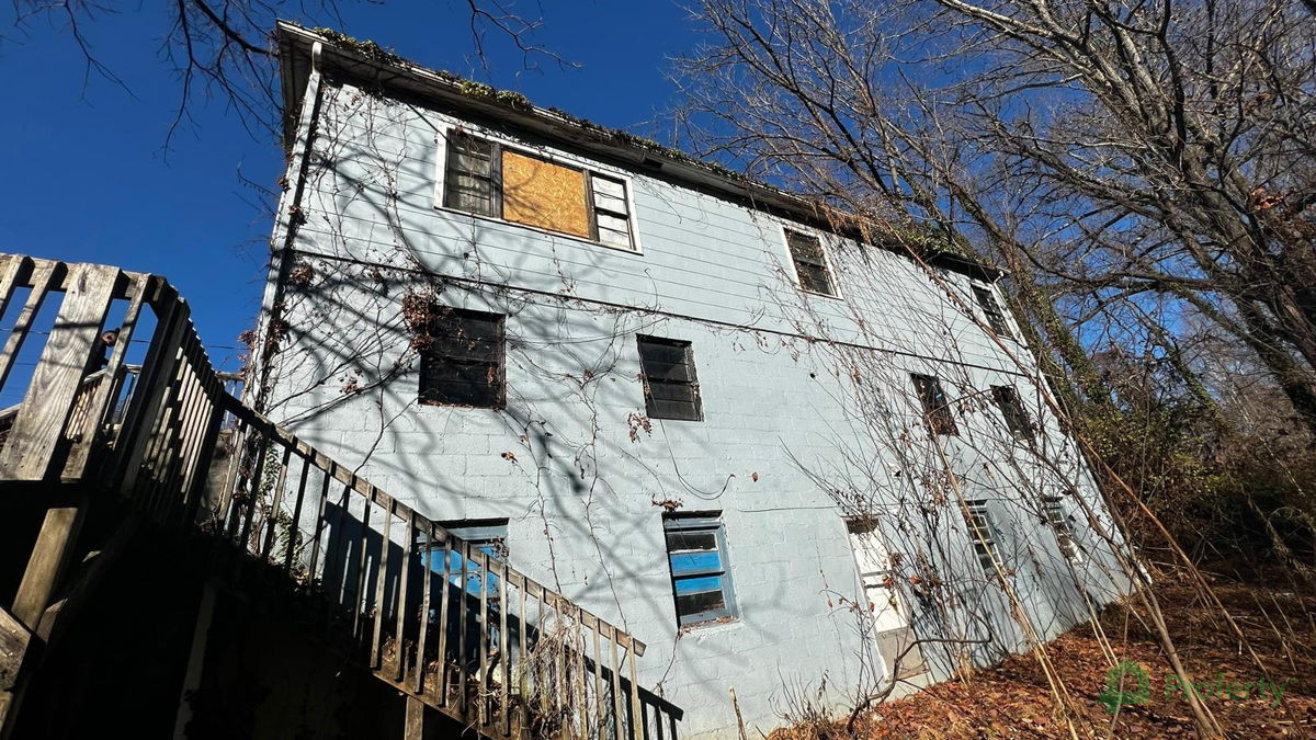 Transformative Multi-Family Rental Opportunity in Lenoir, NC! 🏡