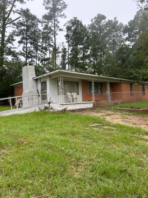 Solid Flip Opportunity With great bones- Asking 60k ARV 200k 🏡🔥
