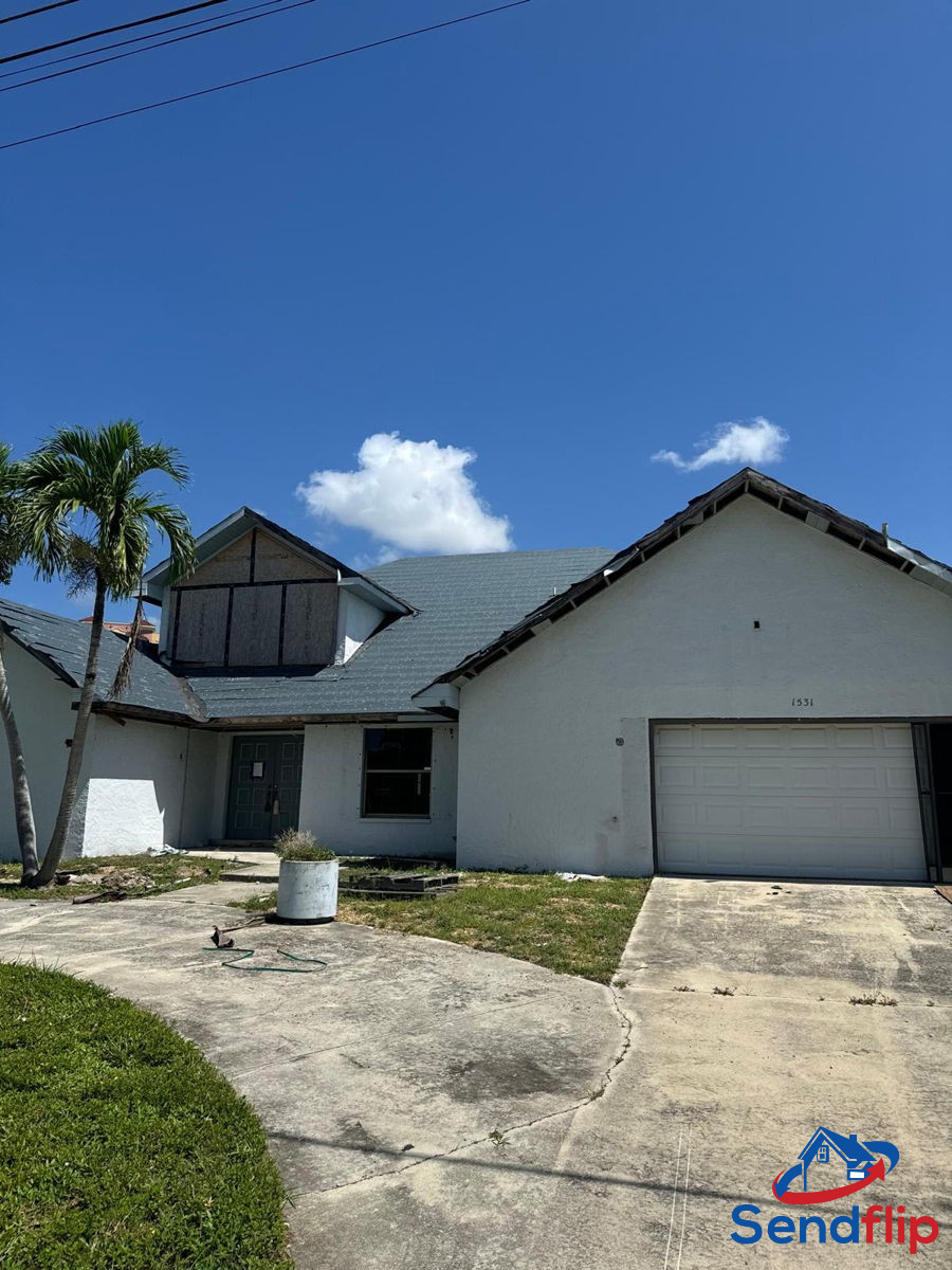 CAPE CORAL, FL MILLON DOLLAR FLIP HOT MARKET APPRAISED AT 2.4M ASKING 1.52M!!