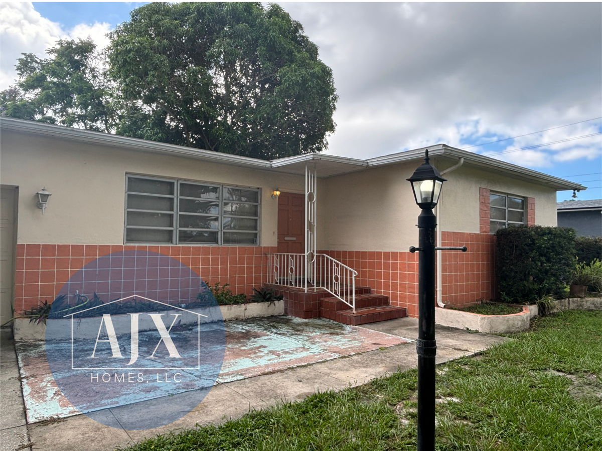 🚨Vacant rental property in St Pete🚨