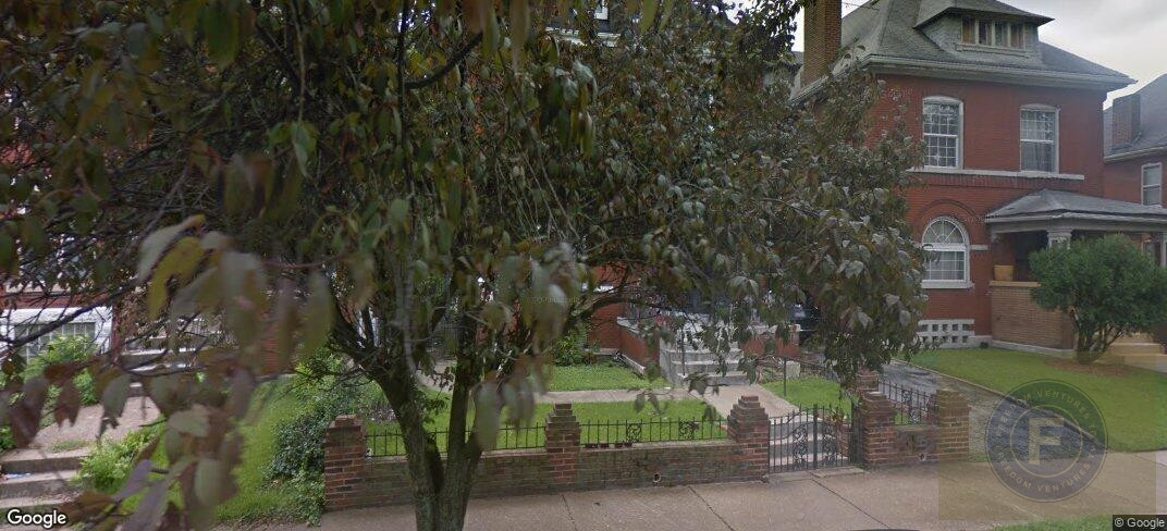 GREAT FIX AND FLIP OR BUY AND HOLD IN ST. LOUIS MO 63113