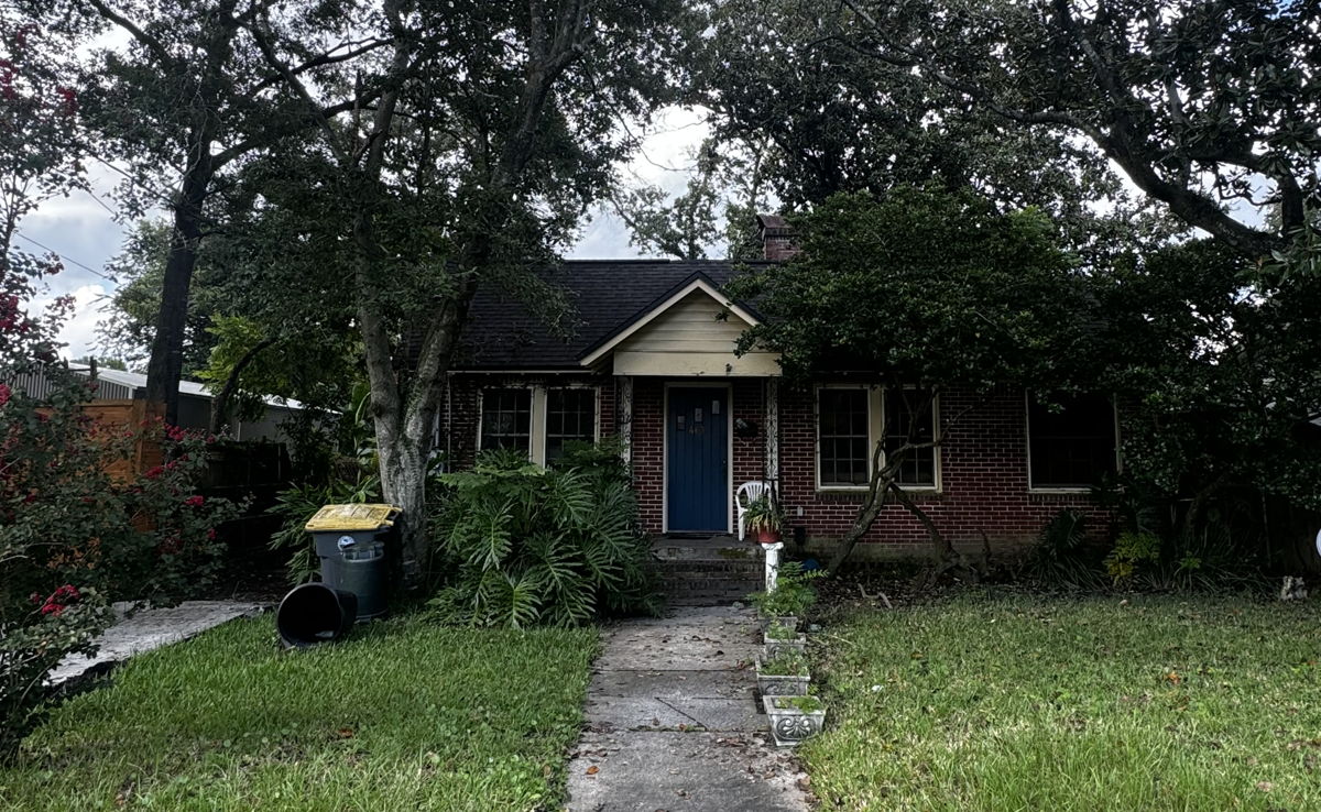 🏡🔥 Jacksonville Fix & Flip Gem! Property Sold AS-IS! 📊🔍