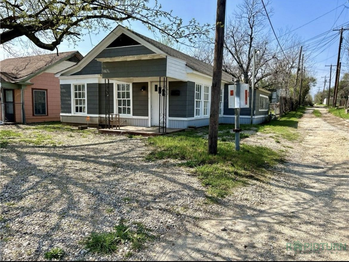 💰 Ideal Opportunity For A Buy & Hold or Fix & Flip Buyer 💥