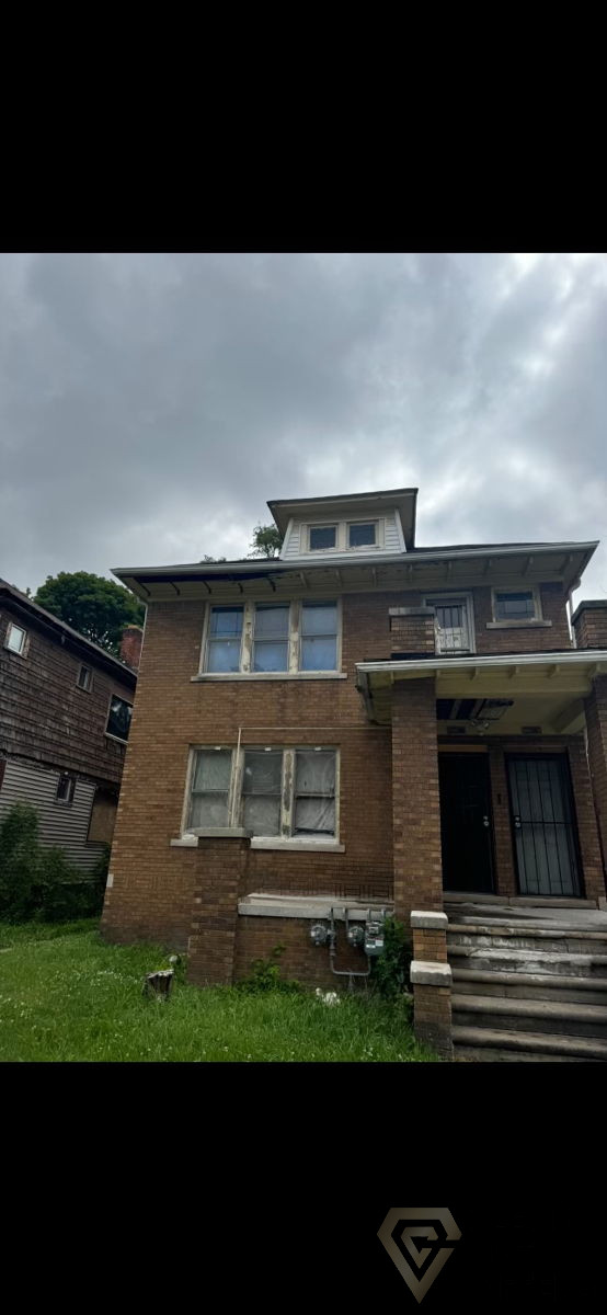 BRICK WEST SIDE DUPLEX FOR SALE FOR ONLY 65K CASH FLOWING ASSET