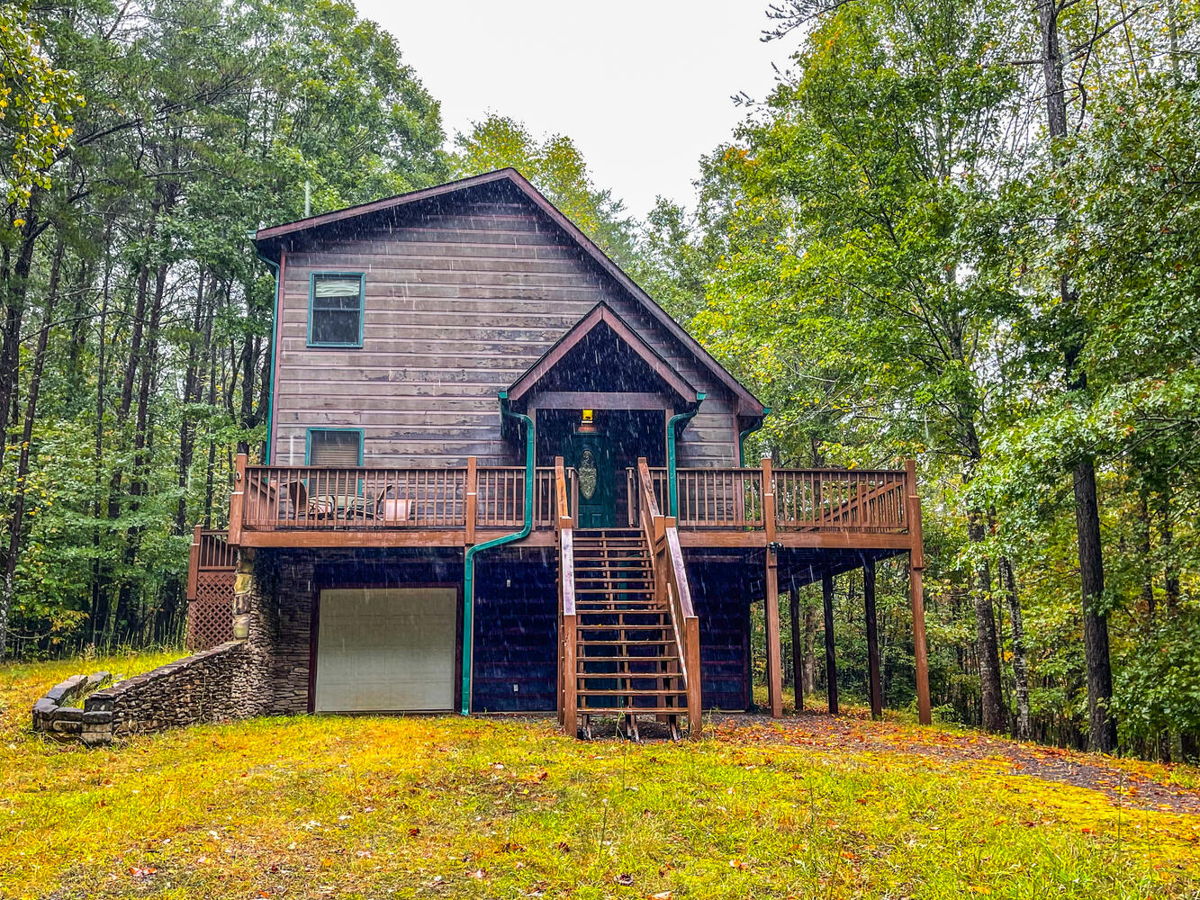 💡Charming and Serene🏡 Mountain Town Rental / Cosmetic Flip 🔨 "McCaysville GA"