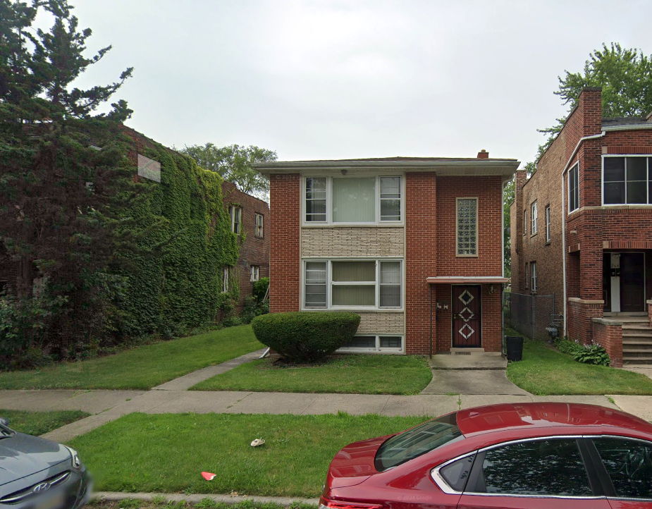 6 unit in Harvey, IL