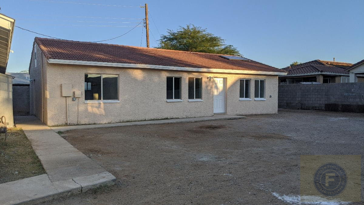 GREAT FIX AND FLIP OR BUY AND HOLD IN PHOENIX AZ 85041 TWO HOUSES ON ONE LOT