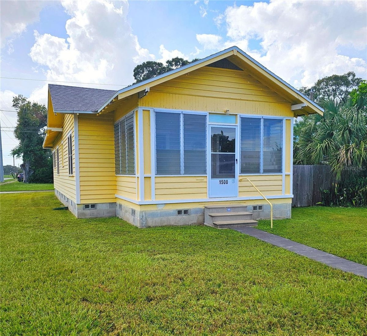 🏡 St. Petersburg Home with Potential! 🏡