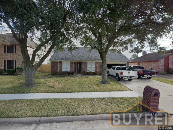 Pasadena, TX📍1991 Brick Fixer Upper 🏚️See Photos Inside ➡️