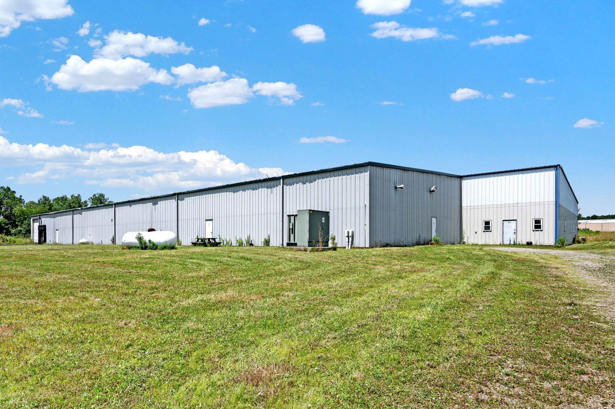 Great Warehouse Value Add Opportunity in Corry PA