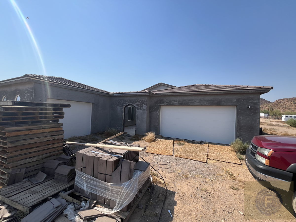 GREAT FIX AND FLIP OR BUY AND HOLD IN SURPRISE AZ 85387