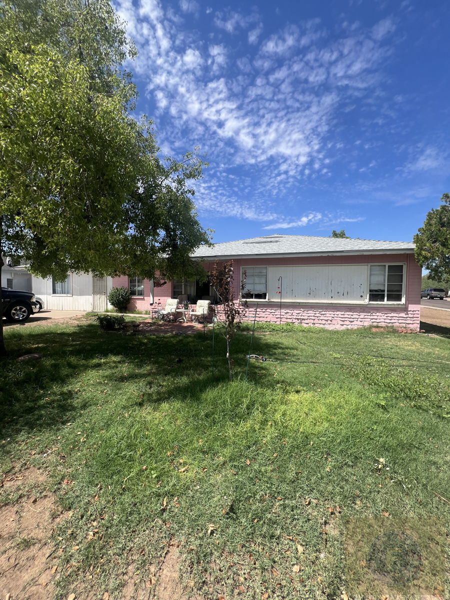 GREAT FIX AND FLIP OR BUY AND HOLD IN SCOTTSDALE AZ 85257