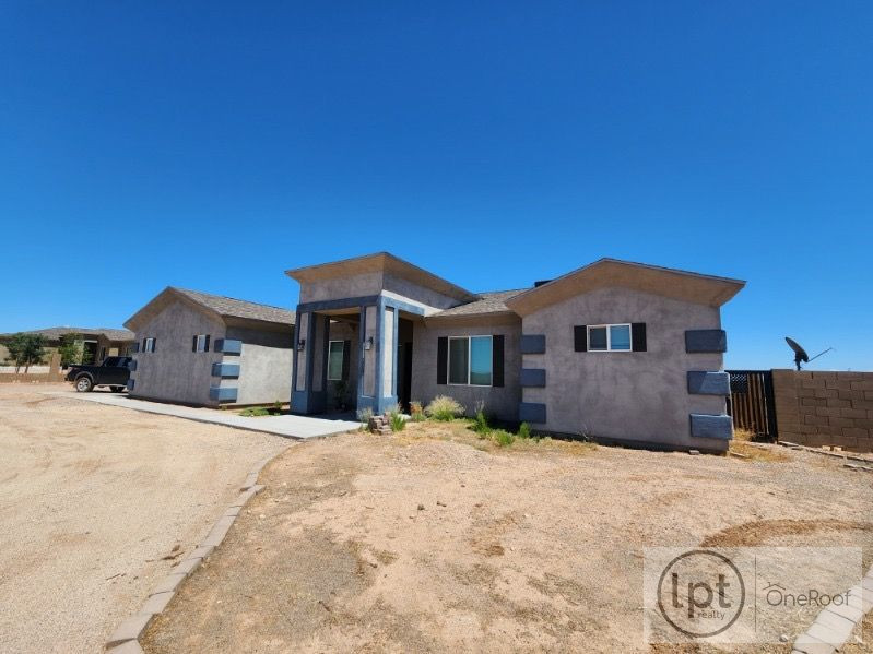 🚨🏡Wittmann, AZ 85361 4/3 under 490k Fix n Flip💹🚨