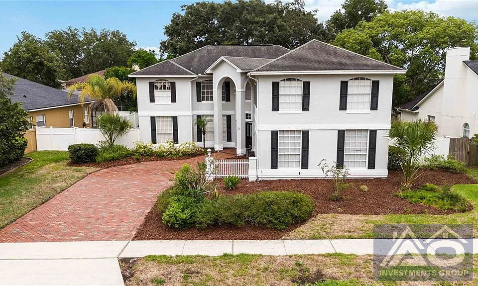 5 bed/ 3 baths in Oviedo 536k! worth 710k!