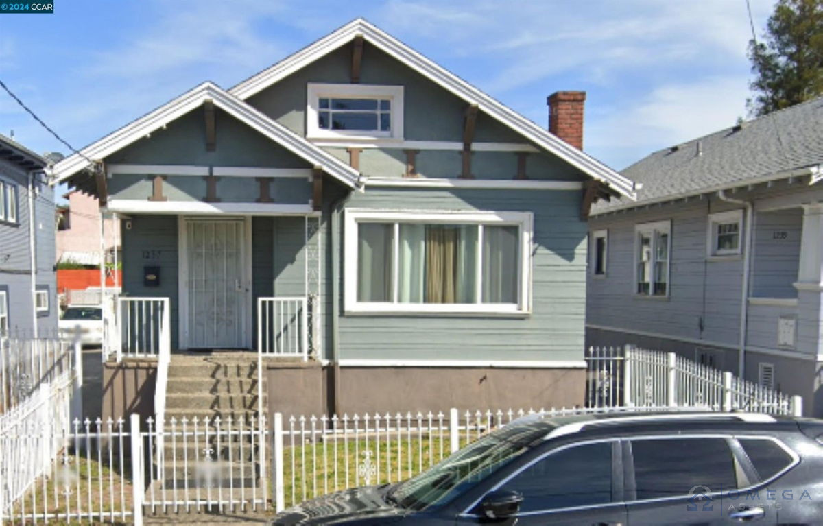 💤 DONT SLEEP💤 !  🏚🛠  FIXER IN BERKELEY, CA !🏚🛠