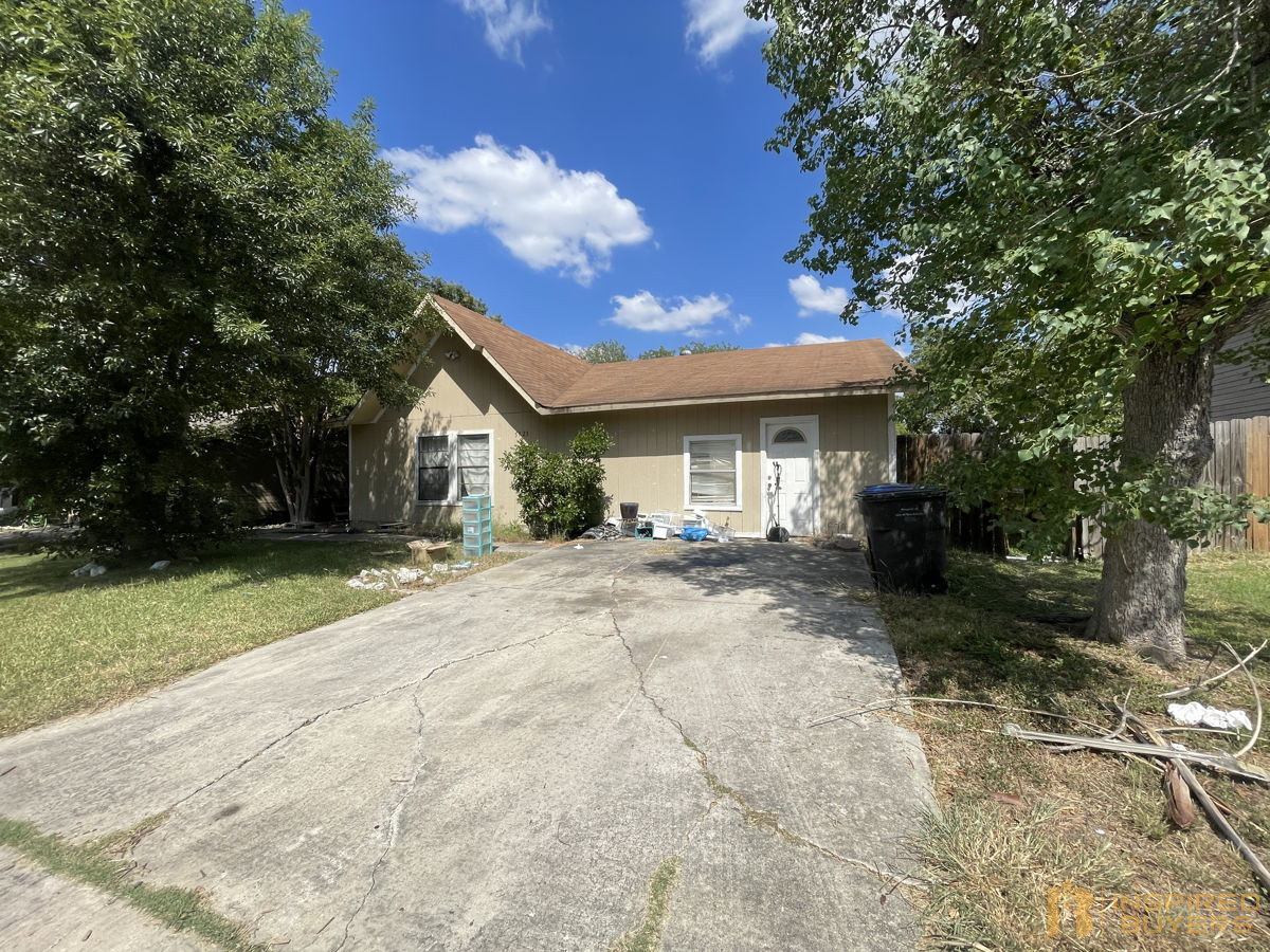 (San Antonio, Tx)🚨GREAT DEAL!🚨 4 Bed 3 Bath Fixer or Rental Starting at 110k!😱