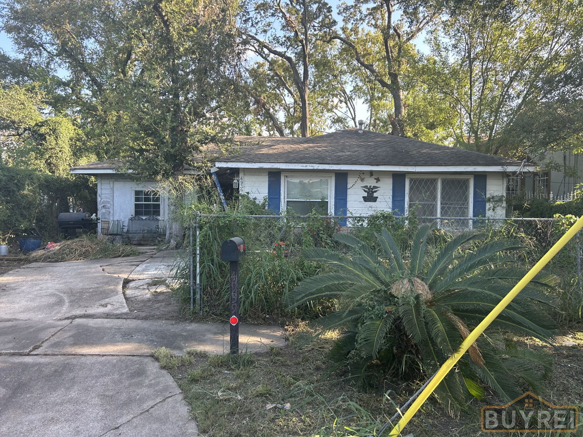 Greater Eastwood, Houston📍New Flip Opportunity 🏚️Submit Offer NOW ➡️