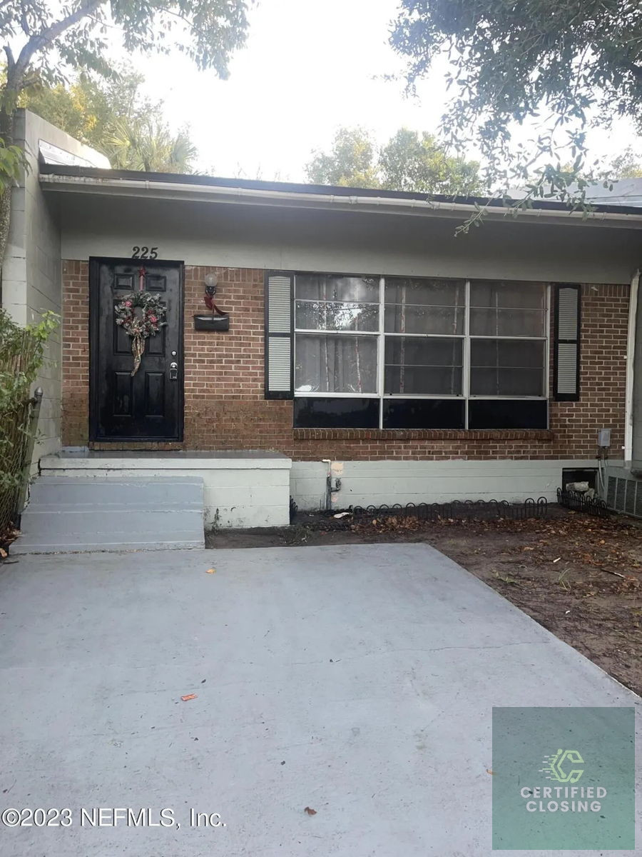 🌴 Jacksonville, FL | 3 Bd, 2 Ba, 1,196 SqFt 🏚️ Light Fix&Flip or Section 8/Buy&Hold 🏡