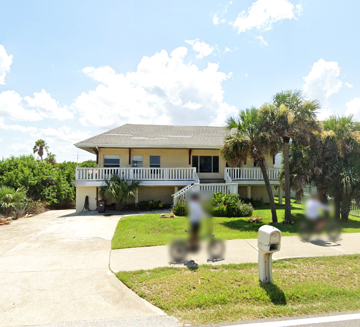 32127 🌊 Prime Beachside Renovation Gem with Direct Ocean Views! 🏝️💥