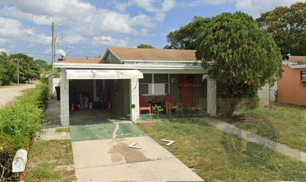 GREAT FIX AND FLIP OR BUY AND HOLD IN LAKE WORTH FL 33460