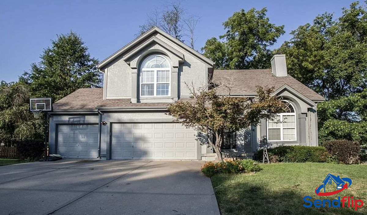 Sub 3 percent subto in Lee's Summit, MO. Ready to rent!