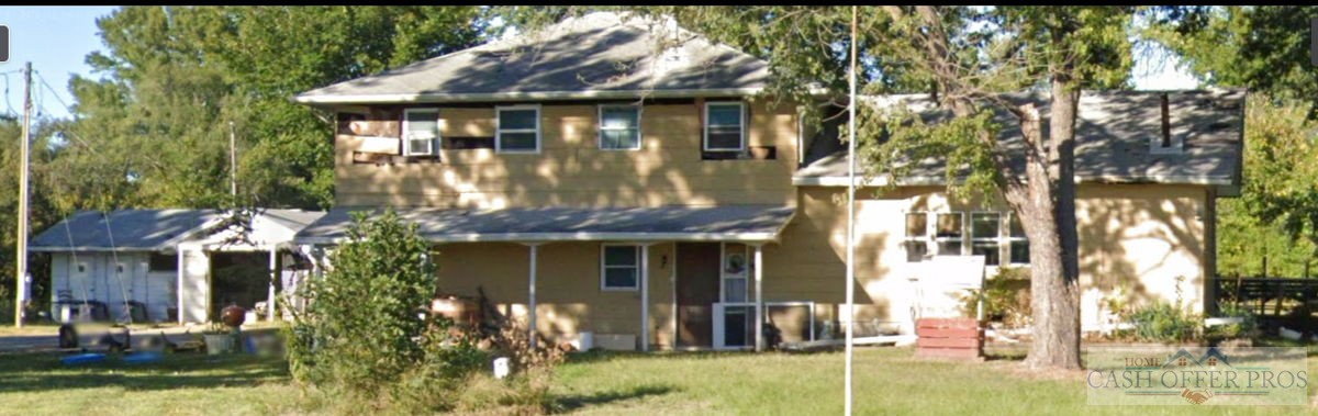 354 NW 637p Rd, Clinton, MO 64735