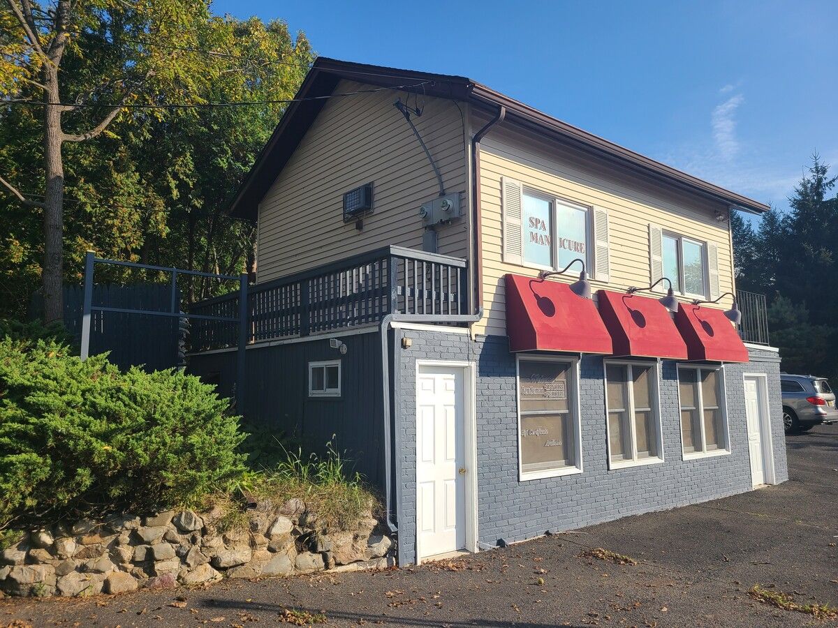 2 Vacant retail units in Bergen County, NJ!!