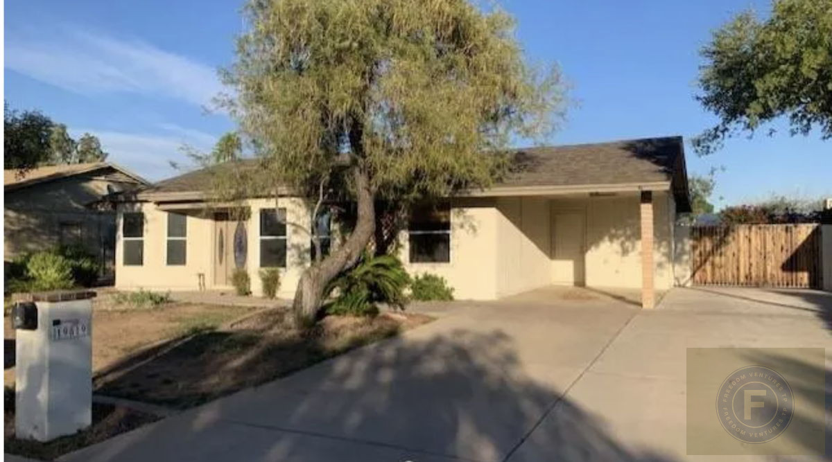 GREAT FIX AND FLIP OR BUY AND HOLD IN PHOENIX AZ 85027