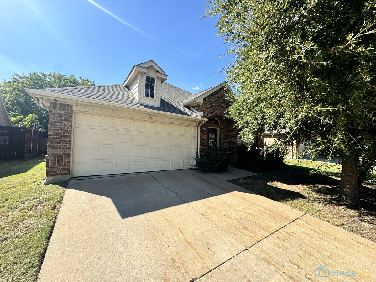 ‼️‼️🏡BRICK 3-2-2 OFF MARKET RENTAL/FLIP 💥💥 76063