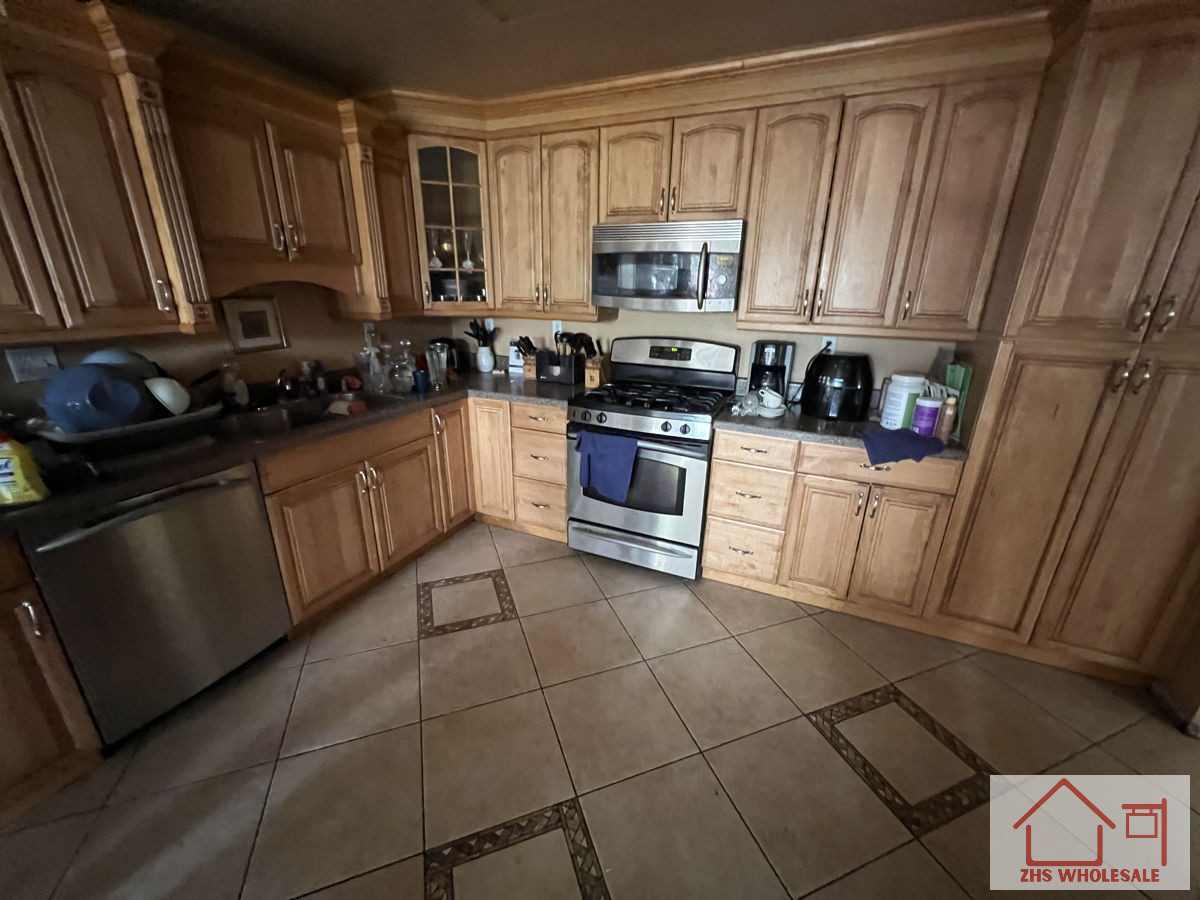 OFF MARKET $522,500 | SANTA CLARITA
