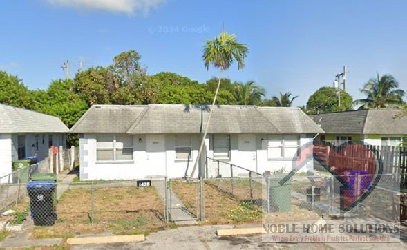 🏘️ Fort Lauderdale Duplex – 3/1.5 Each Side – $5,000 Monthly Income! 💵