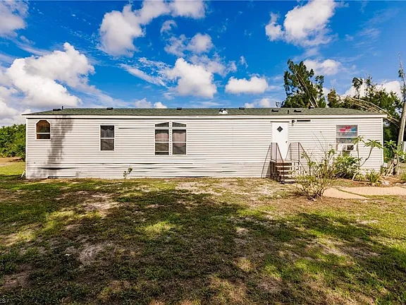 🏡 Hybrid Deal📍Punta Gorda, FL 33982/ 🔥 PP $319,000/ 🏡 Entry Fee: $35,750 + Closing Costs / GREAT INVESTMENT OPPORTUNITY ⭐️