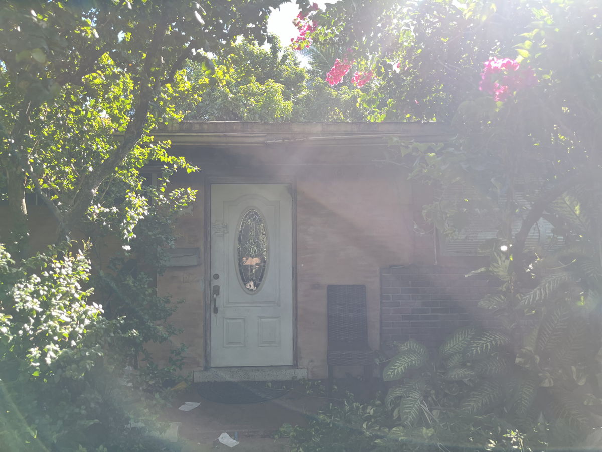 Single family home in Lake Laurence Estates - Hialeah FOR SALE!!!