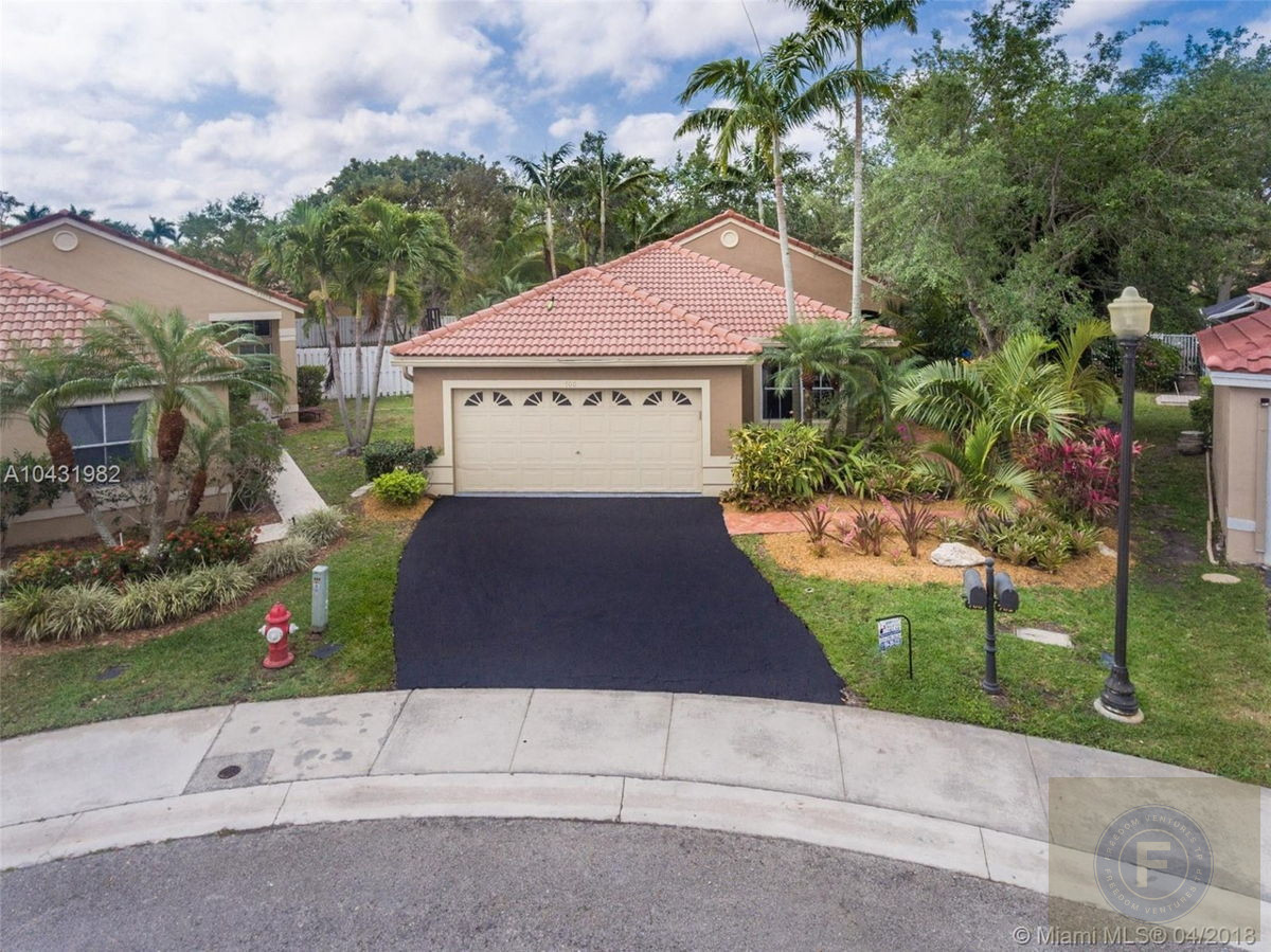 GREAT FIX AND FLIP OR BUY AND HOLD IN WESTON FL 33326