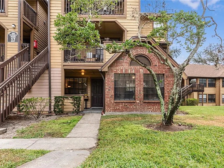 (Altamonte Springs, FL) 🌞 Cozy Condo in Gated Community! 🏡