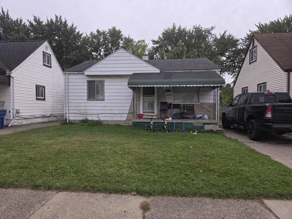 🔥🏡 Great Investment Opportunity in Warren, MI ! 🏡🌟Check out Video Walkthrough