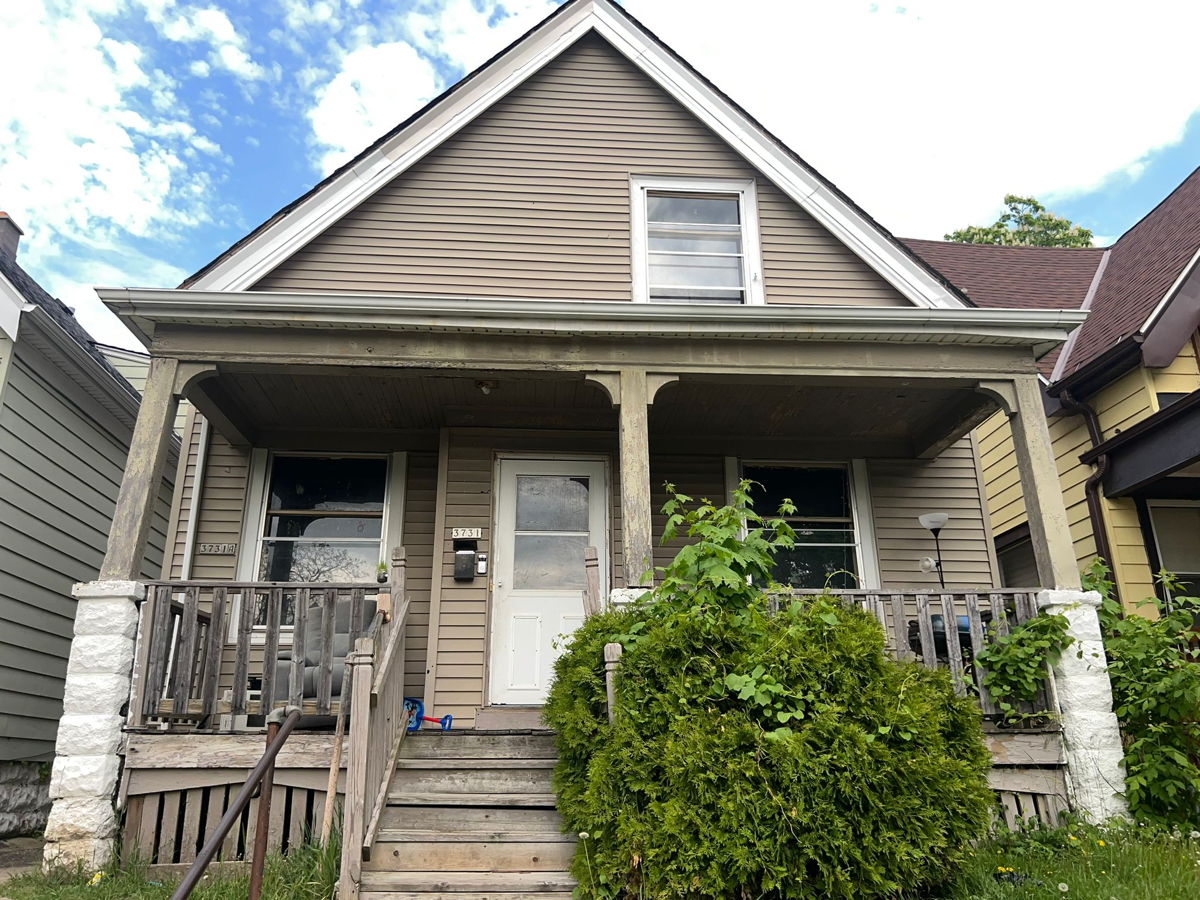 ⭐️ Cash-Flowing Off-Market Duplex in Milwaukee  ⭐️