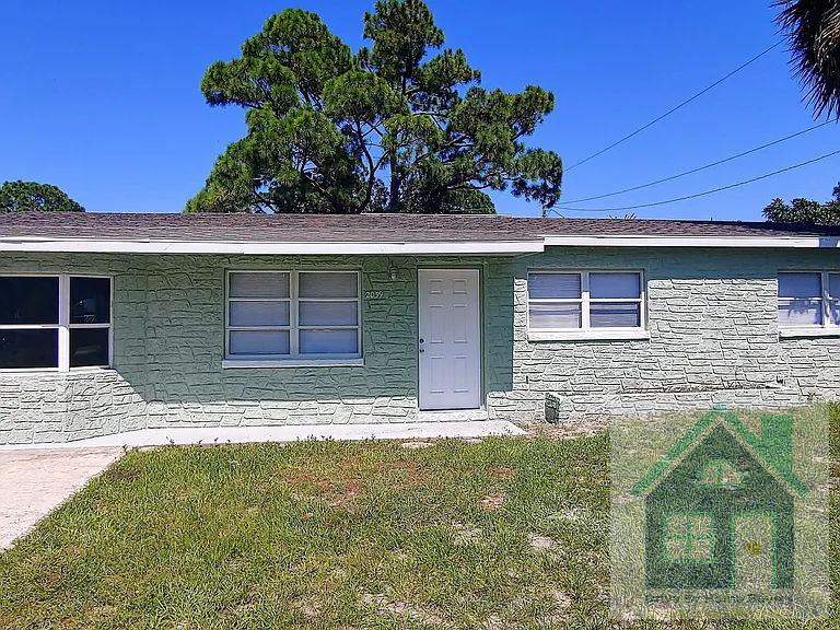 ❗Melbourne, FL 32935🏠 4 Bd / 2 Bth with 1280 SQFT 🔥🔥