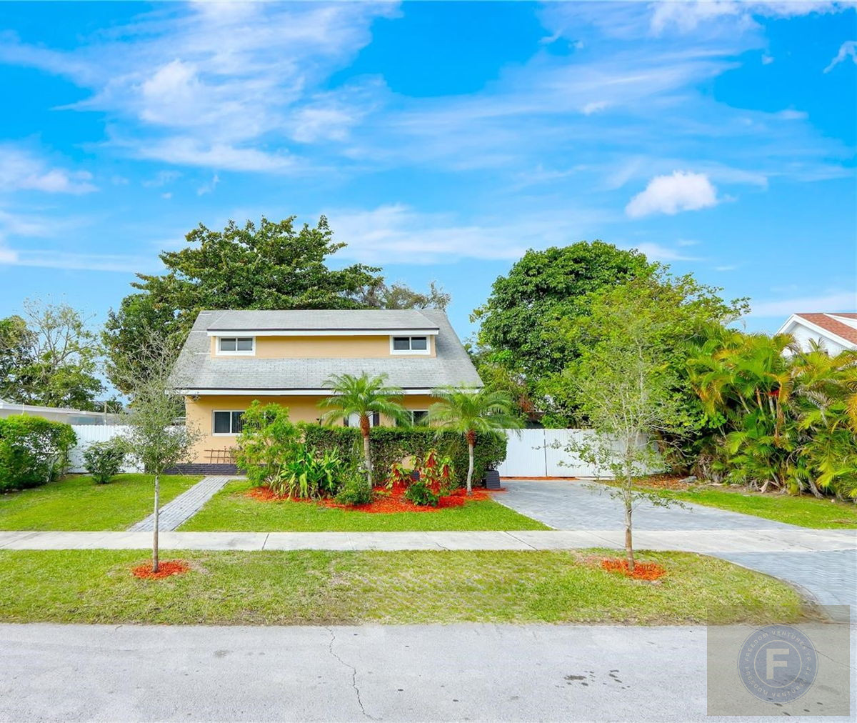 GREAT FIX AND FLIP OR BUY AND HOLD IN MIAMI FL 33157