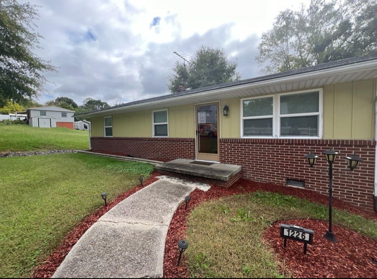 Attention   Investment home for sale in Eden NC